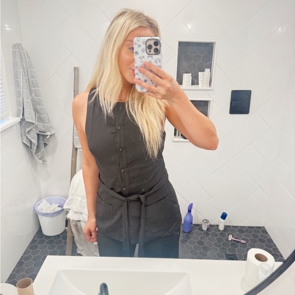 Princess Polly Tops - PRINCESS POLLY NWT button down top 6